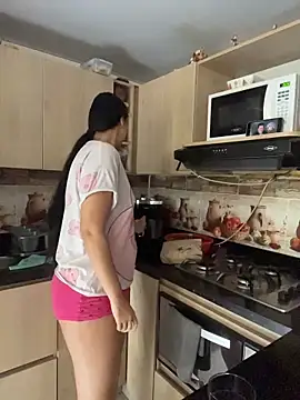 Snapshot of karla_nill chatting on April 20, 5:59 pm karla nill online show from April 20, 5:59 pm