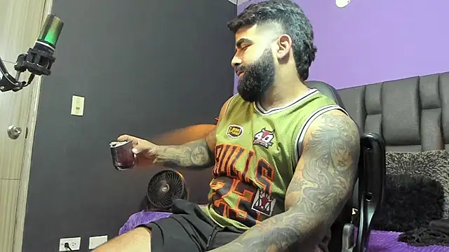 Lyon vach online show from April 22, 1:08 am