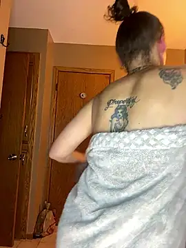 JusticeXXX68 online show from December 2, 1:25 am