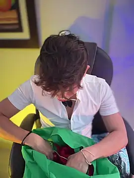 PRINCE STEV online show from February 22, 4:38 pm