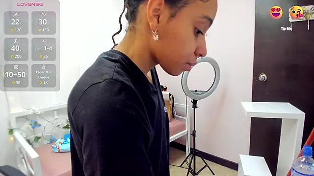 Abigail Wilson  online show from March 15, 11:39 pm