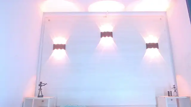 Snapshot of Molly_Spears chatting on February 8, 3:42 pm Molly Spears online show from February 8, 3:42 pm