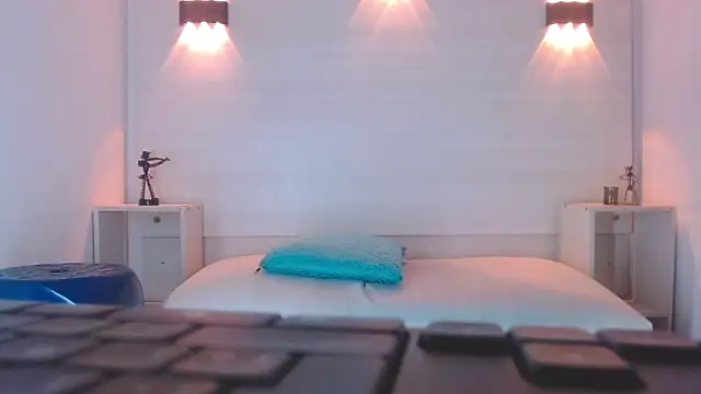 Snapshot of Molly_Spears chatting on March 10, 11:32 am Molly Spears online show from March 10, 11:32 am