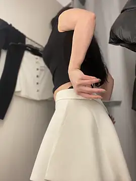 Snapshot of Roxana-Sexy chatting on February 5, 6:07 am Roxana-Sexy online show from February 5, 6:07 am