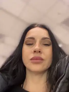 Snapshot of Roxana-Sexy chatting on February 26, 5:28 am Roxana-Sexy online show from February 26, 5:28 am