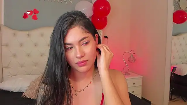 Mia Elowen online show from February 15, 12:59 am