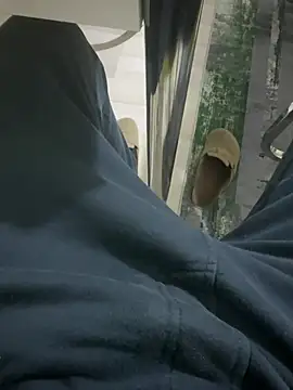 homidor online show from February 7, 10:20 pm