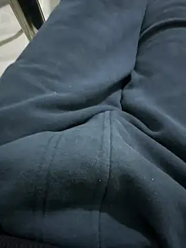 homidor online show from February 21, 10:15 pm