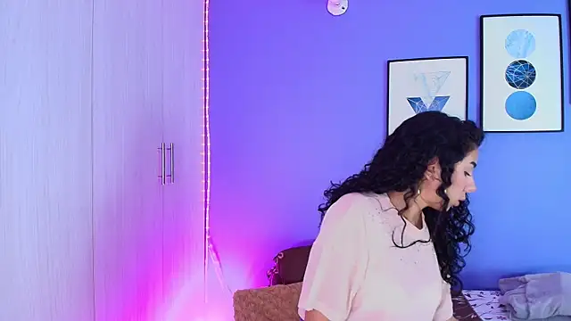 candyy bella online show from January 16, 9:19 pm