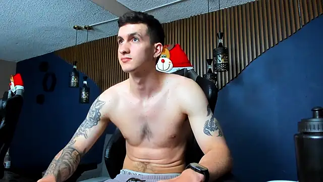 JacksonOlsenn online show from January 6, 1:09 am
