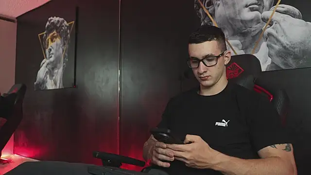 JacksonOlsenn online show from November 5, 11:27 pm