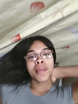 evelyn wine online show from November 26, 12:39 pm