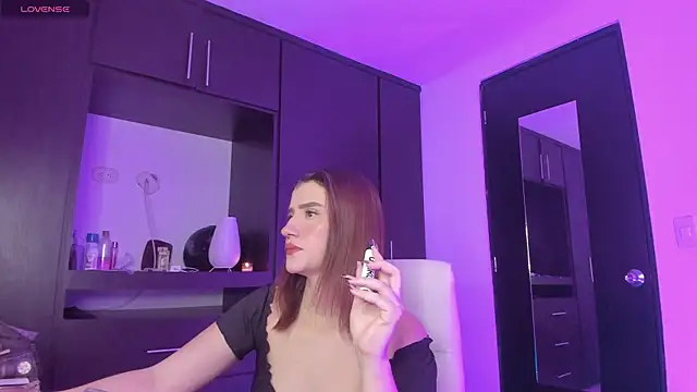 TinaJonnes  online show from February 5, 6:51 am