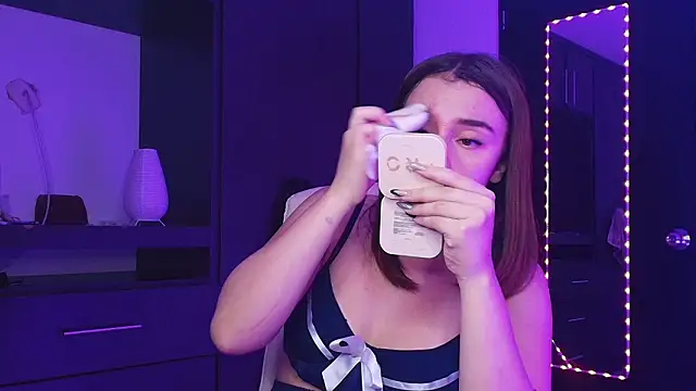 TinaJonnes  online show from March 11, 7:25 am