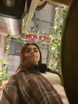 Lily  Belle online show from December 29, 6:16 pm