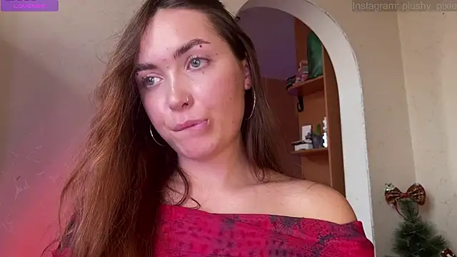 Snapshot of plushy_pixie chatting on December 6, 6:59 am plushy pixie online show from December 6, 6:59 am