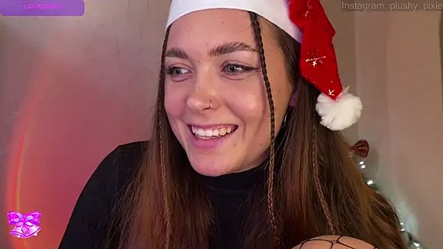 Snapshot of plushy_pixie chatting on December 14, 12:33 pm plushy pixie online show from December 14, 12:33 pm