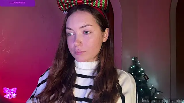 Snapshot of plushy_pixie chatting on December 27, 5:20 am plushy pixie online show from December 27, 5:20 am