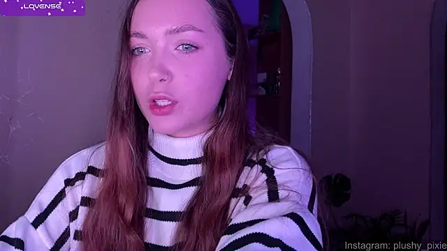 Snapshot of plushy_pixie chatting on January 5, 5:09 pm plushy pixie online show from January 5, 5:09 pm