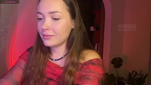 Snapshot of plushy_pixie chatting on January 17, 5:19 pm plushy pixie online show from January 17, 5:19 pm