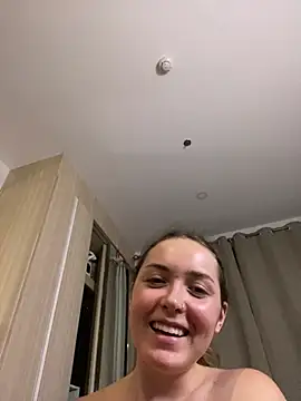 Snapshot of plushy_pixie chatting on February 24, 12:05 pm plushy pixie online show from February 24, 12:05 pm