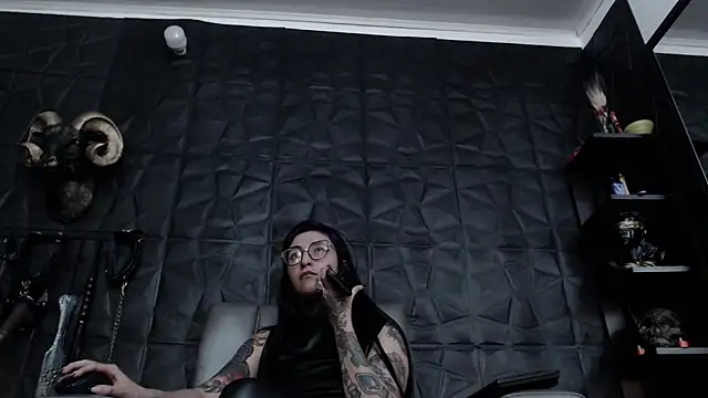 Agata Darkness online show from March 29, 11:38 pm