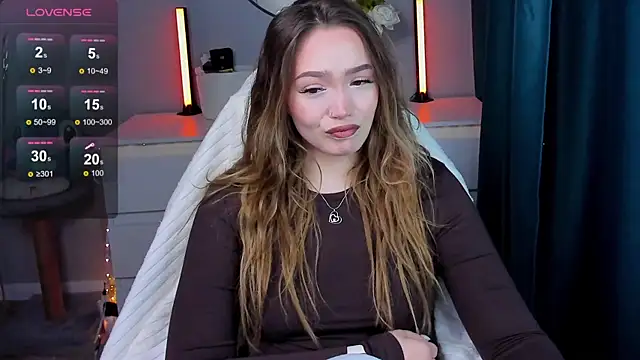 Evia r0se online show from October 11, 8:13 am