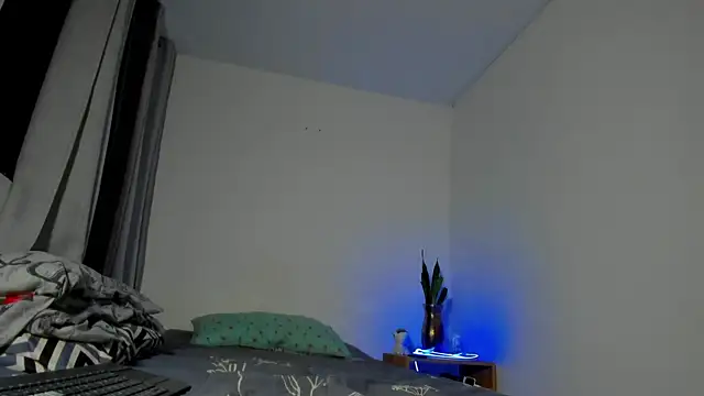 ronnie 7777 online show from September 22, 2:24 am