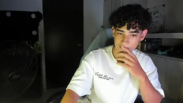 jake willianss online show from July 26, 2:20 am
