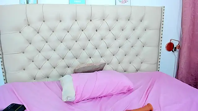 Kim Eli online show from February 1, 10:55 pm