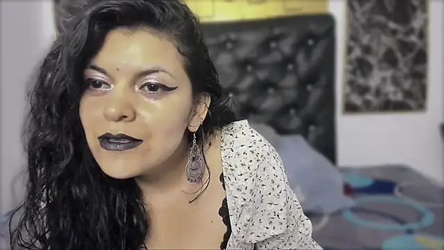 scarlett w0lf online show from November 20, 1:55 pm