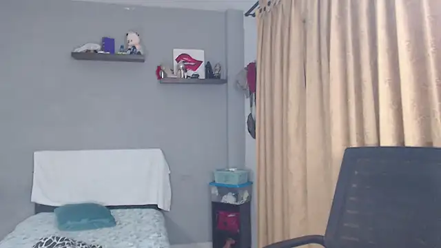 SusanLeroy online show from December 16, 9:25 am