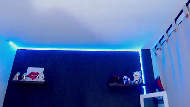 SusanLeroy online show from March 14, 9:26 am