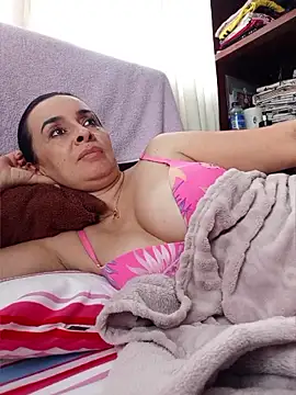 Samantha Sullivan  online show from March 23, 1:48 pm