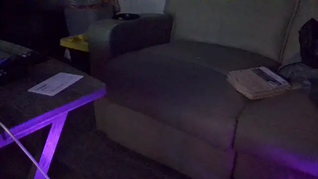 overaveragefreak4you online show from January 11, 7:46 am