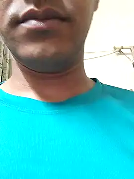 Snapshot of Wild-Honey chatting on December 2, 2:09 am Wild-Honey online show from December 2, 2:09 am