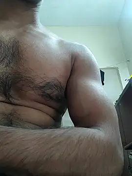 Snapshot of Wild-Honey chatting on September 20, 2:56 am Wild-Honey online show from September 20, 2:56 am