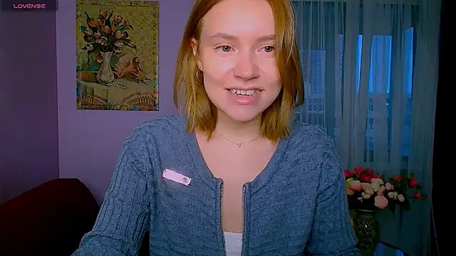 Snapshot of TaylorBre chatting on November 23, 6:24 am TaylorBre online show from November 23, 6:24 am