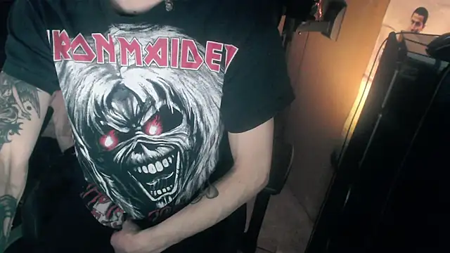 Snapshot of Xbox4200 chatting on January 14, 9:37 am Xbox4200 online show from January 14, 9:37 am