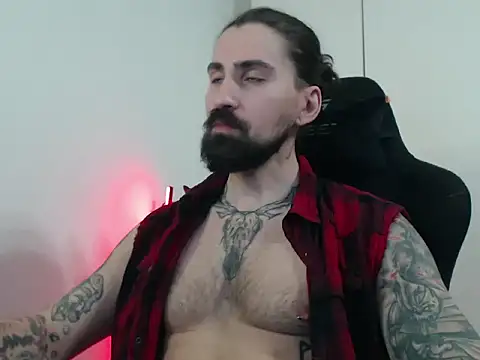 Snapshot of MateoHunk chatting on February 6, 5:05 pm MateoHunk online show from February 6, 5:05 pm