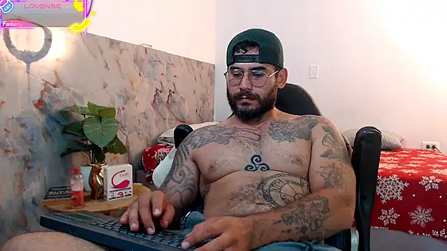 hanz col online show from October 11, 9:24 pm