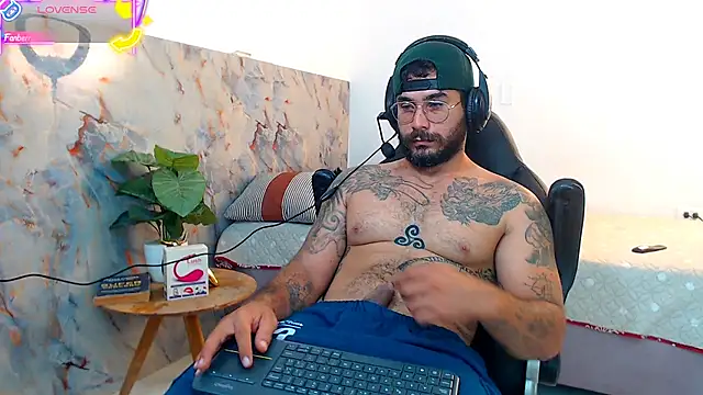 hanz col online show from October 14, 11:33 am