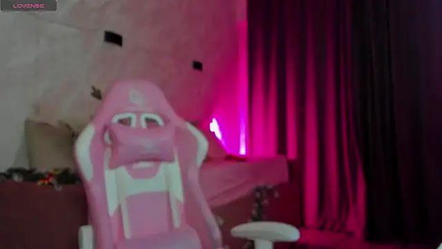 Kira yoon online show from January 10, 12:45 am