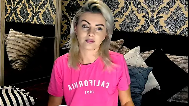 Aly girl1 online show from December 4, 9:51 am