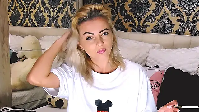 Aly girl1 online show from October 5, 9:07 am