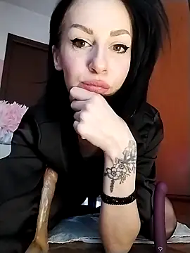 dahlia 82 online show from March 18, 9:23 am