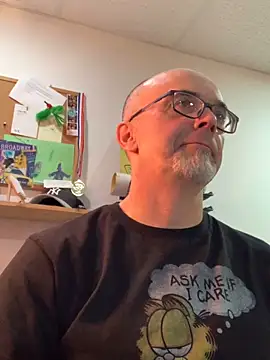 MaxVain online show from December 2, 8:00 pm