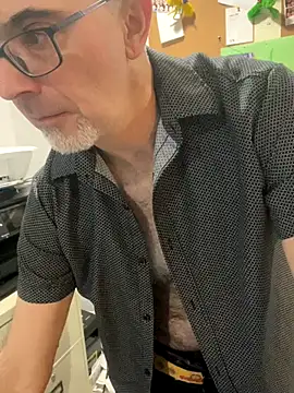 MaxVain online show from November 24, 6:40 pm