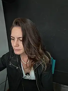 Hanny 24 online show from December 1, 8:14 pm