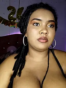 Snapshot of Evelyn_Sandoval chatting on December 5, 3:04 am Evelyn Sandoval online show from December 5, 3:04 am